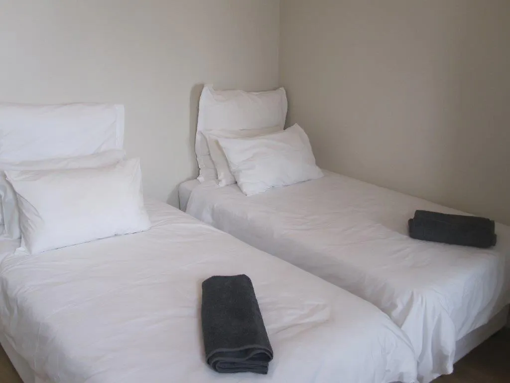 20 Belladonna Avenue Vredehoek Cape Town Guest house