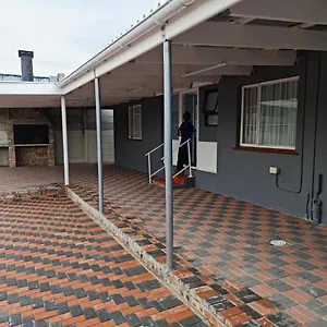 2* Guest house Hasate 10 Florence Street Oakdale Belliville 7530 South African